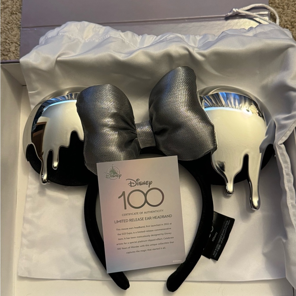 Disney 100 Ears new in box